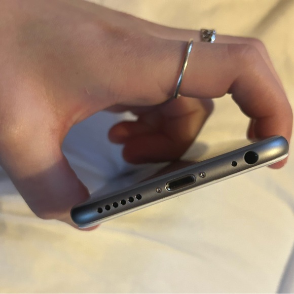 iPhone 6 - Picture 5 of 5